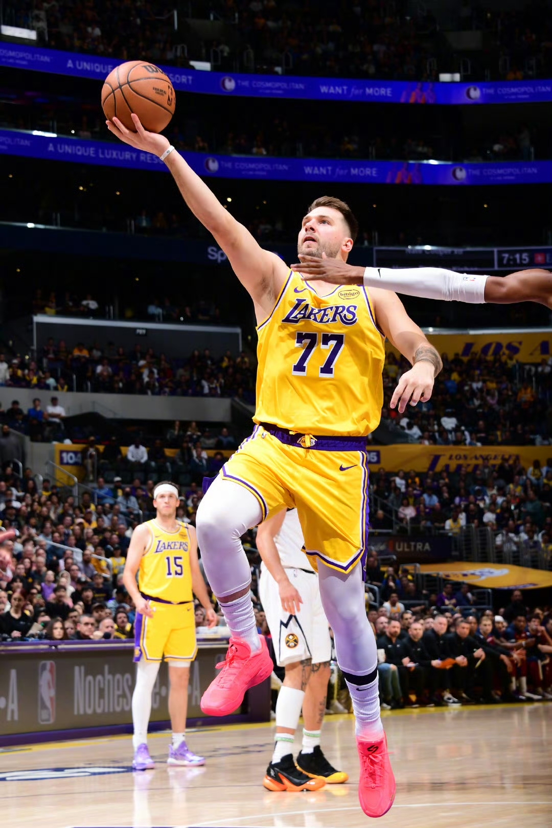 开云体育app-德约科维奇连续七场比赛得分超过持续失利，湖人不断突破！的简单介绍-开云体育app