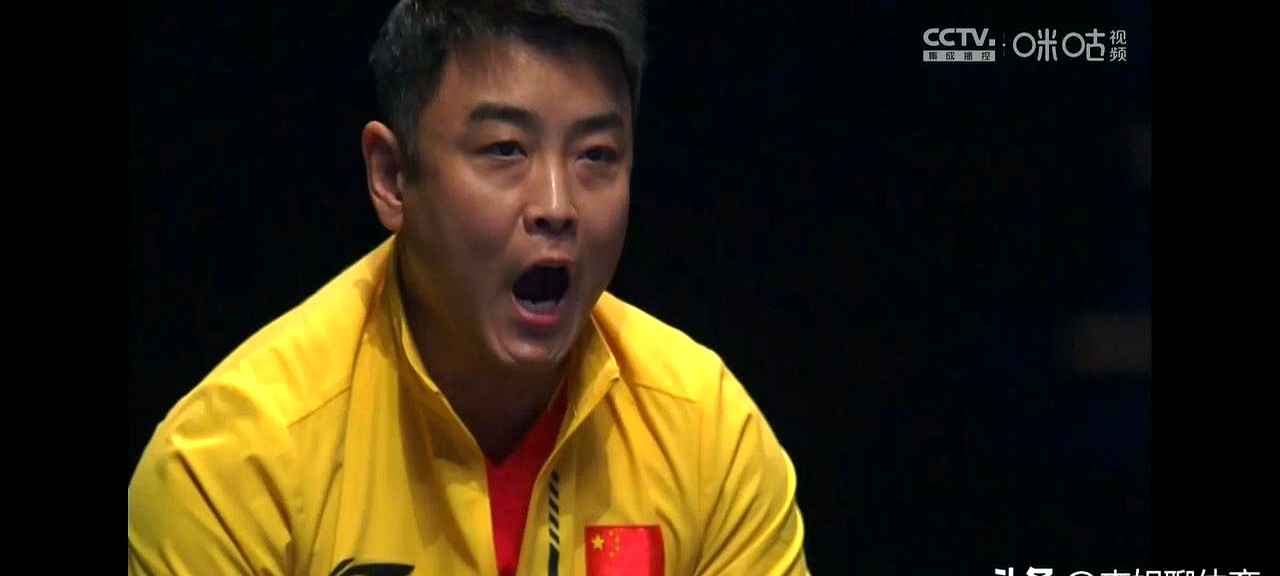 开云体育最新网址-Doinb在曼联比赛中持续失利，比赛局势复杂引发热议！-开云体育最新网址